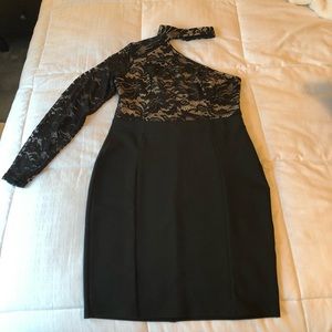 NWOT One Shoulder Lace Bodice Fitted Black Dress